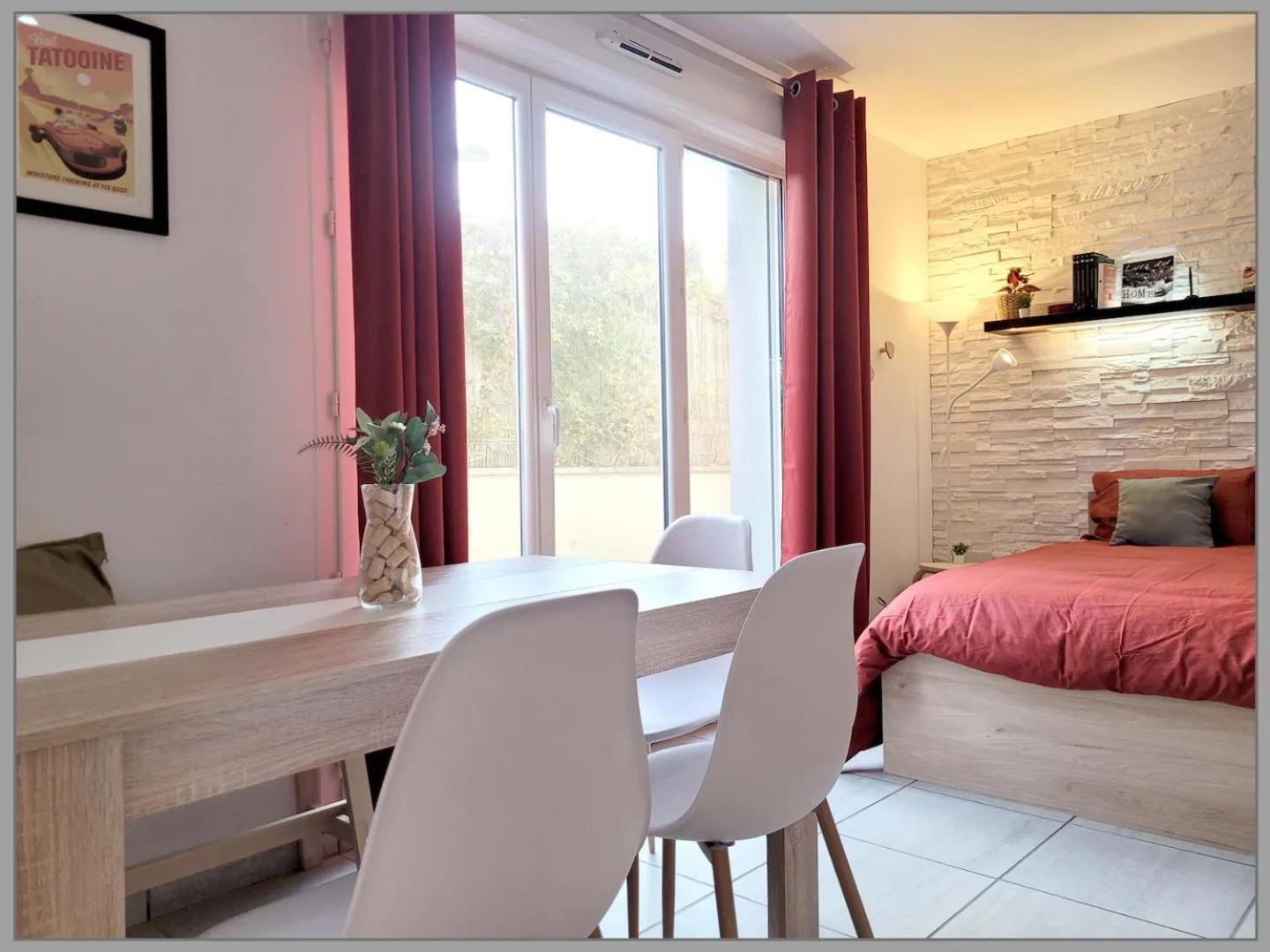 Appartement Avec Salle De Jeux Privee,10Min De Disney Transport En Commun 6 Couchages شانتيلو أو بْري المظهر الخارجي الصورة